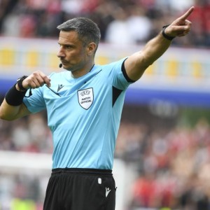 世界杯手机观看-欧冠1/8决赛切尔西vs巴黎次回合裁判：温契奇担任主裁